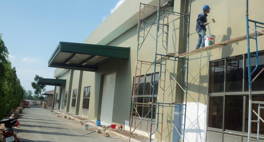 Dịch Vụ Sơn Lại Nhà Xưởng: Nâng Tầm Diện Mạo, Tối Ưu Hiệu Suất & Bảo Vệ Tài Sản Bền Vững